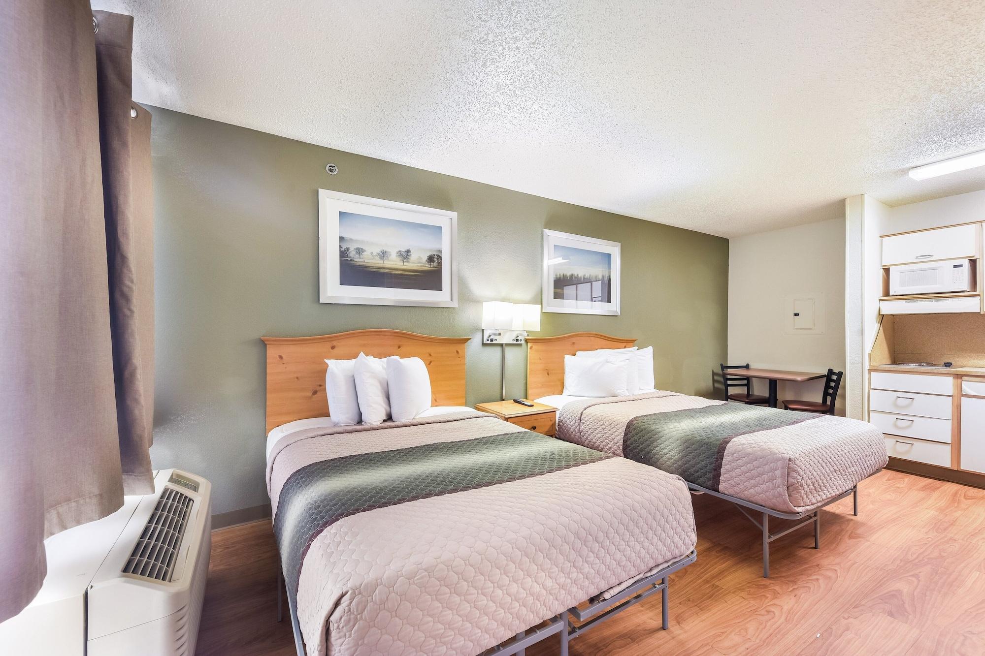 Hometowne Studios By Red Roof Dallas - North Addison - Tollway ภายนอก รูปภาพ